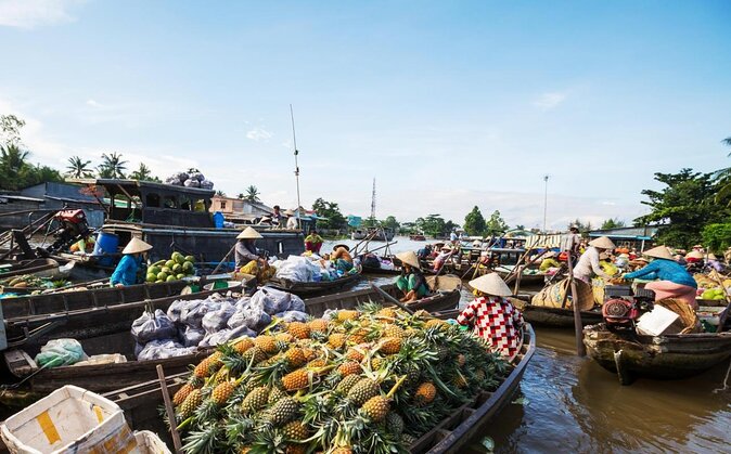 1-Day Mekong Delta Tour: Less-Touristy Cai Be & Vinh Long(Max 10) - The sampan ride: fruit orchards, mangroves, and real slow water