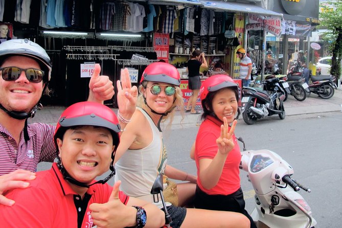 Big Eats & Small Seats - Why this “small seats” street food tour feels different