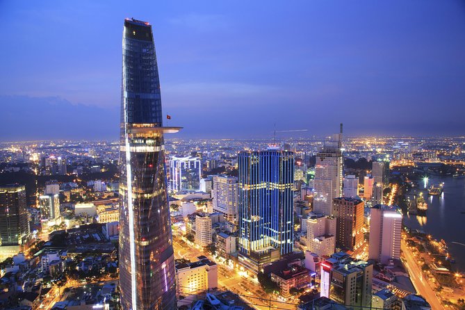 Bitexco Financial Tower: Saigon Skydeck General Admission Ticket - Photos through glass: what to expect (and how to work with it)