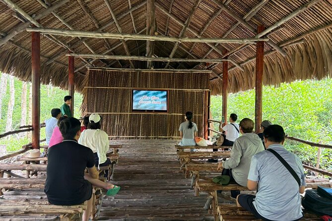 Can Gio Mangrove Adventure: Speedboat with Monkey Island - Crocodile Farm stop: what it adds (and what to expect)