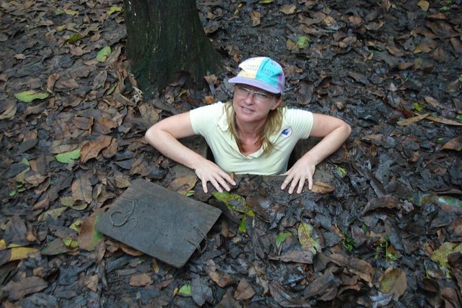 Cu Chi Tunnels half day private tour from Ho Chi Minh City - The ride out of Ho Chi Minh City (and what to watch for)