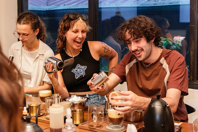 Decadent Vietnamese “Egg Coffee” Workshop in Hồ Chí Minh City - What Comes With Your Cup: Cocoa-Coated Cashews and Optional Salt Notes