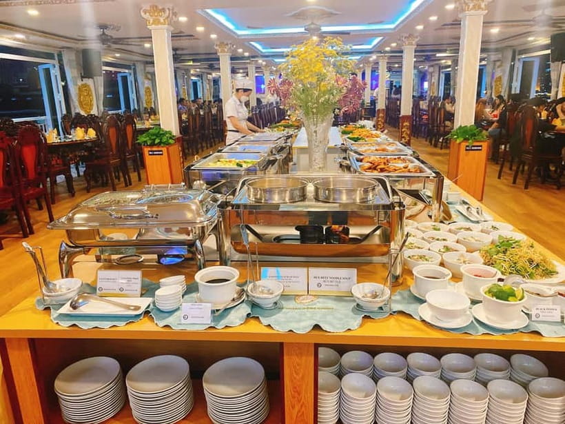 Experience Dinner On Luxury Cruise Along Saigon River - Transportation and Comfort: What’s Included, and One Real-World Caution