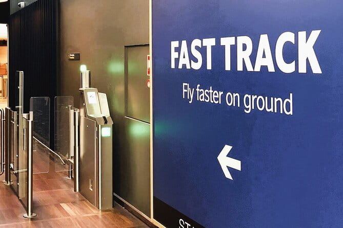 Fast Track VIP Service Tan Son Nhat Airport (Ho Chi Minh-Vietnam) - Quick Hits Before You Go