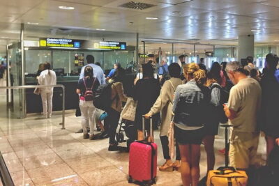 Fast Track VIP Service Tan Son Nhat Airport (Ho Chi Minh-Vietnam) - Tan Son Nhat Fast Track: what you’re buying with $40.60