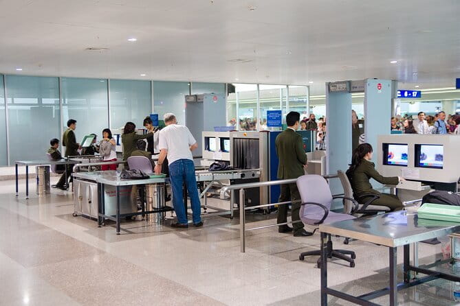 Fast Track VIP Service Tan Son Nhat Airport (Ho Chi Minh-Vietnam) - Price vs. Value: when $40.60 is a smart move
