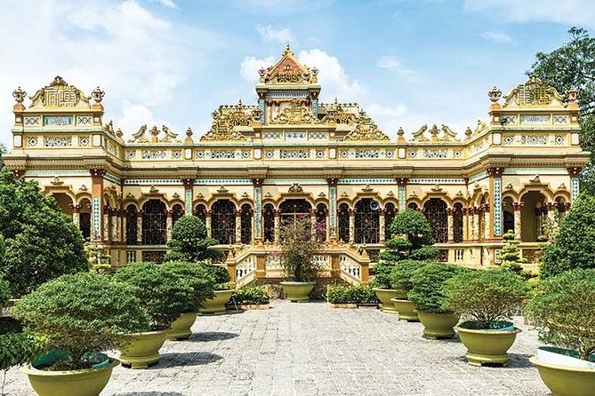 From HCM City: Mekong Delta Tour with Sampan Journey - The Transportation Mix: Bus, Boat, Sampan, and Optional Bike Time
