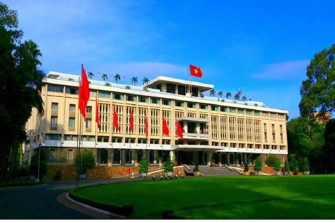 From HCM: Cu Chi Tunnels & Highlights City Full-Day Tour - The Drive Through Rice Paddies: Peaceful Scenery With a Heavy Backstory