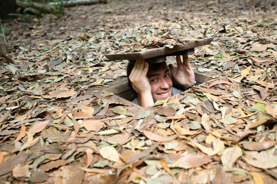 From Ho Chi Minh: Cu Chi Tunnels and VIP Speedboat Tour - Getting on board the Saigon River Express: What the ride feels like