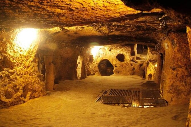 Half-Day Cu Chi Underground Tunnels Tour with Pick Up - Touring the Tunnels: How the Time Feels