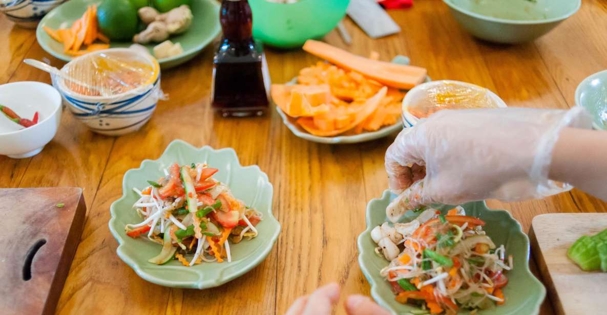 Hands-On Vietnamese Cooking Lesson in Small Group - A small group that actually feels like a class