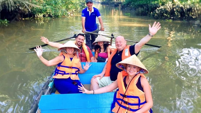 HCM: 2-Day Mekong Floating Market with Cooking & Bike Ride - Day 2: Cai Rang Floating Market and Rice Noodle Making