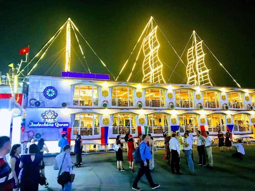 HCM: Saigon River Dinner Cruise - The Landmarks You See: Ho Chi Minh City Lit Up From the Water