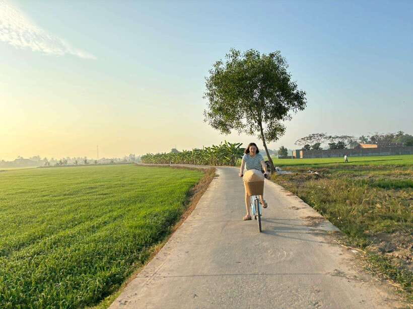 Ho Chi Minh City: 2-Day Bike & Kayak Mekong Delta Tour - Guides and group size: why max 10 changes how the tour feels