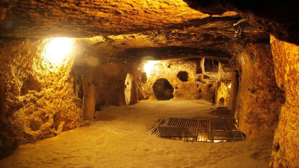 Ho Chi Minh City: Cu Chi Tunnels and Gun Shooting Experience - The Hoang Cam stove and the food logic of survival