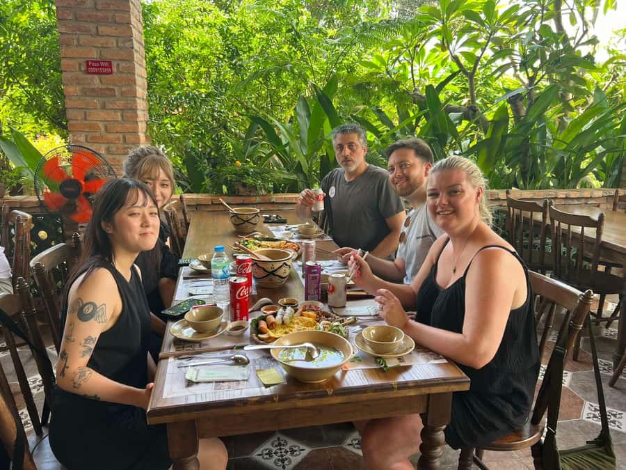 Ho Chi Minh City: Cu Chi Tunnels Ben Duoc VIP Limousine Tour - Vietnamese Lunch Stop: Fuel, Flavor, and Diet Options