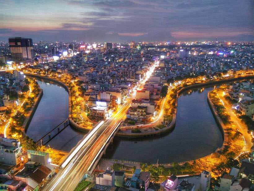 Ho Chi Minh City: Guided Half-Day Tour with Hotel Pickup - Hotel Pickup and District Drop-Off: Convenience That Actually Saves Time
