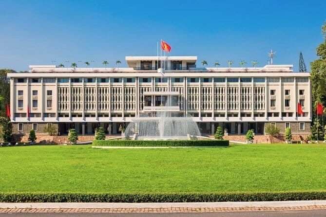 Ho Chi Minh City Half-day Jeep Tour - Stop 4: Independence Palace for Vietnam’s Turning Points