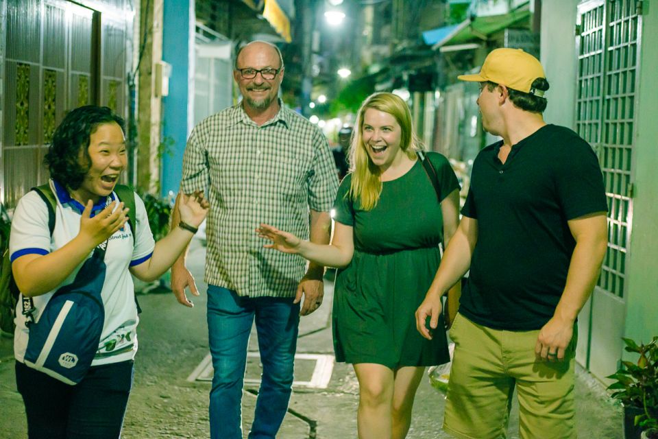 Ho Chi Minh City: Private Street Food Evening Walking Tour - Bánh Xèo and Bánh Khọt: Start with Central and Southern Crepes