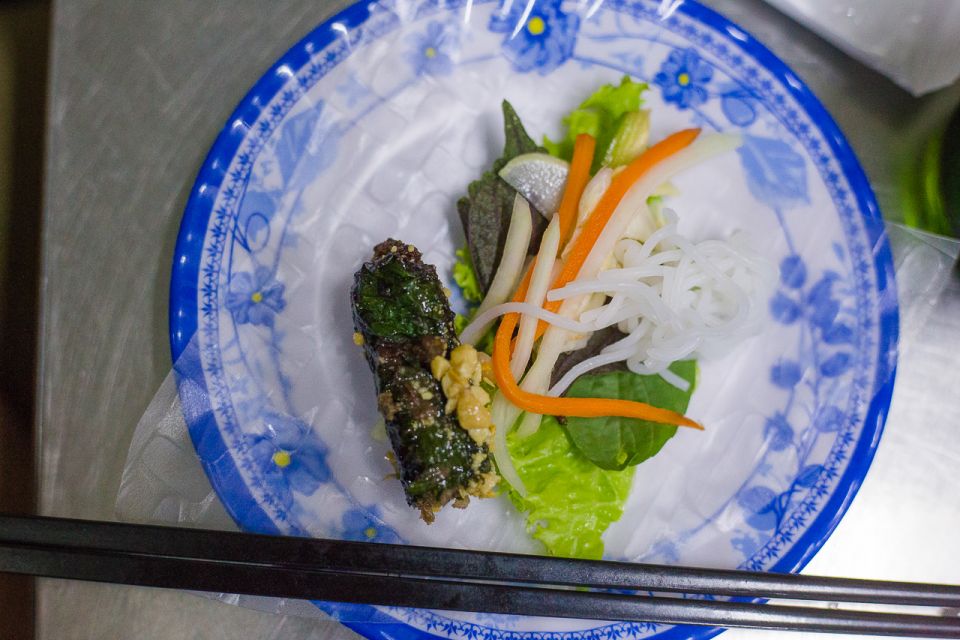 Ho Chi Minh City: Private Street Food Evening Walking Tour - Sugar Cane Juice with Orange: A Drink That Resets Your Palate
