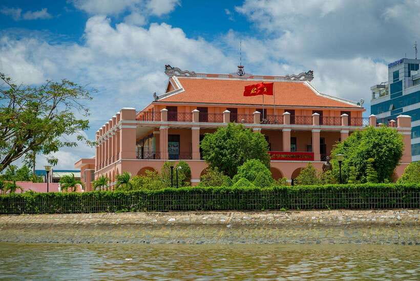Ho Chi Minh City: Saigon River Boutique Cruise - Value Check: Is This $12 One-Hour Cruise Worth It?