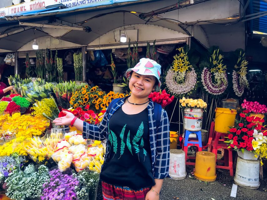 Ho Chi Minh City: Street Food and Sightseeing by Motorbike - Riding in traffic: safety, comfort, and how to enjoy the ride