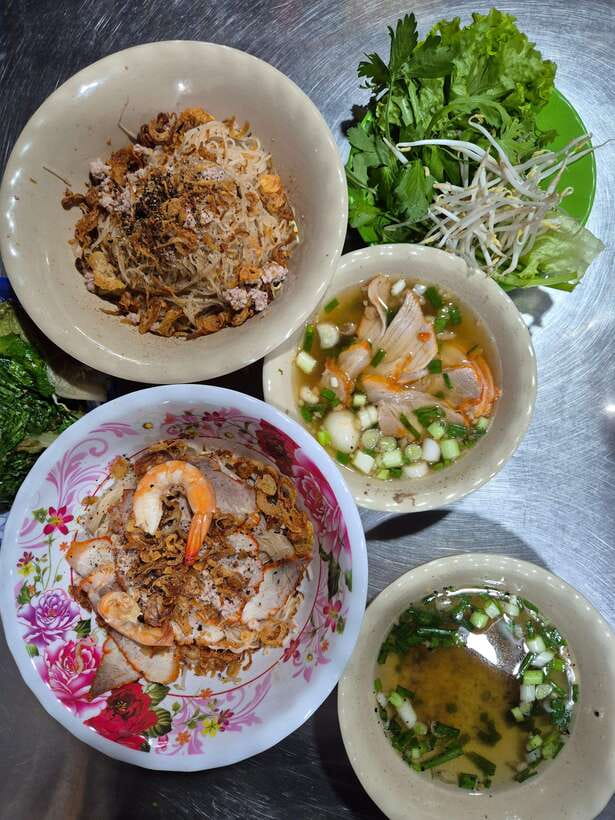 Ho Chi Minh City: Walking Food Tour with 13 Tastings - Who Should Book This Tour (and Who Might Rethink It)