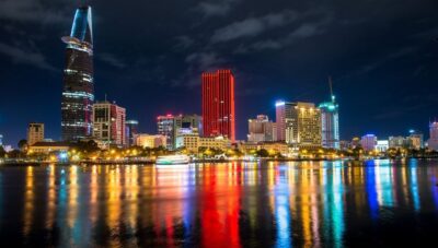 Ho Chi Minh City: Water Puppet Show and Dinner Cruise - District 1 Pickup and the 17:30 Starting Point