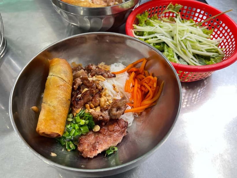Ho Chi Minh: Original Walking Street Food Tour with Foodies - Saigon pickup and the walk that stays friendly