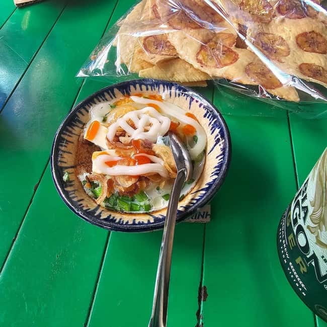Ho Chi Minh: Original Walking Street Food Tour with Foodies - Stop-by-stop flow: how the route builds your appetite