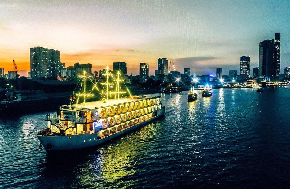 Ho Chi Minh: Private City Tour and Dinner Cruise with Buffet - Live Music, Dance, and the On-Board Feel