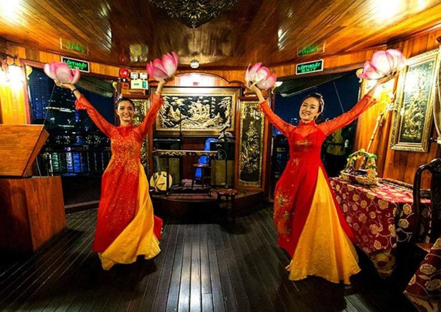 Ho Chi Minh: Private City Tour and Dinner Cruise with Buffet - Private Group Comfort: Why This Tour Feels Easier Than Joining a Crowd