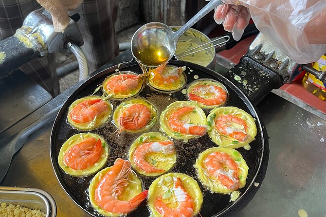 Ho Chi Minh/Saigon Zero Tourist Food Tour - Guide energy: Happy, Starlight, Speedy, and why English matters
