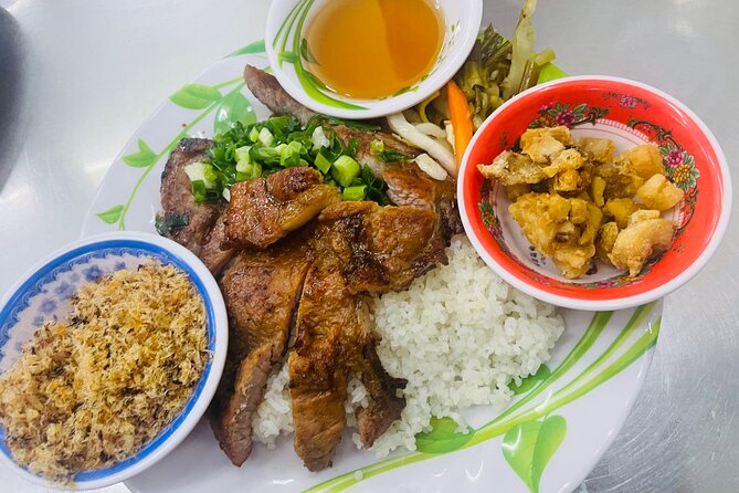 Ho Chi Minh/Saigon Zero Tourist Food Tour - Mopeds, safety, and what to do if you’re nervous on a scooter