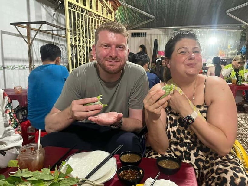 Ho Chi Minh: Street Food & Sightseeing Tour with Local Guide - Safety, Helmets, and Guides You’ll Actually Rely On