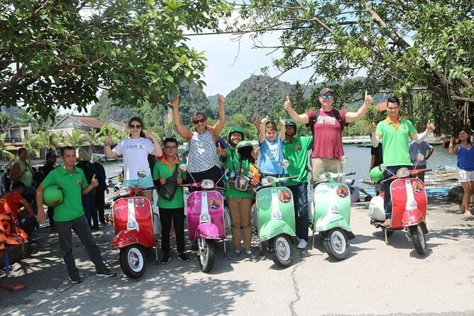 Ho Chi Minh Vespa City Tour 4,5 hours - Saigon Opera House: your first 30 minutes sets the tone
