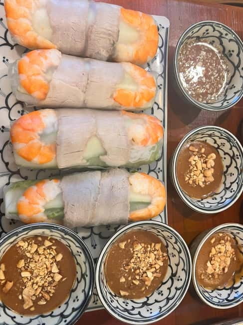 Immersive Cooking Class & Market Tour By Local Chef+Cookbook - Vegetarian options: how flexible is the menu?