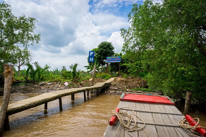 Mekong Delta 2-Day Tour: Floating Markets & Cultural Exploration - Munir Ansay Khmer Buddhist temple: Khmer art and Mekong Delta cultural layers