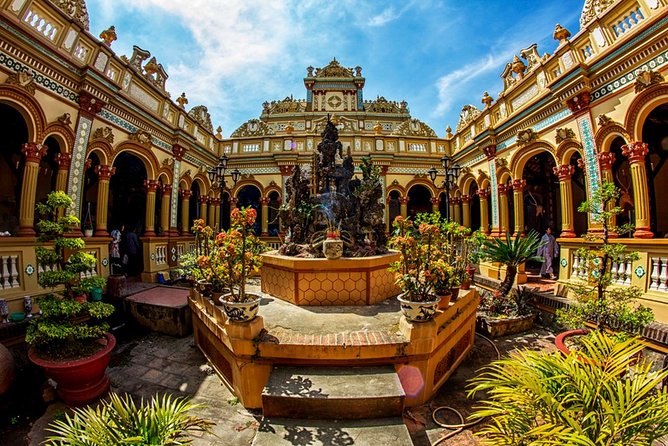 Mekong Delta Small Group Full Day Tour - Vinh Trang Temple: the calm start that sets the tone