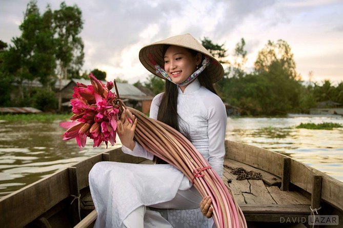 Mekong Delta Tour with Kayaking, Cycling and Cooking - Entering The Mekong Delta from Ho Chi Minh City in One Easy Move
