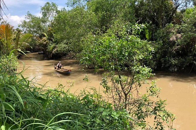 My Tho - Mekong Delta One Day Guided Trip Best Excursion HCM City - Sampan rides and narrow canals: the best way to see why the Delta is different