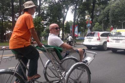 One hour cyclo tour around Saigon - What you actually ride: a cyclo experience made for quick city orientation