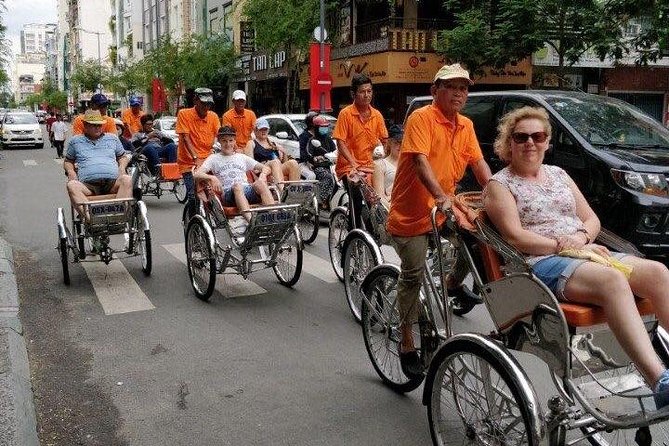 One hour cyclo tour around Saigon - Traffic safety: experiencing the motorbike frenzy from a cyclo seat