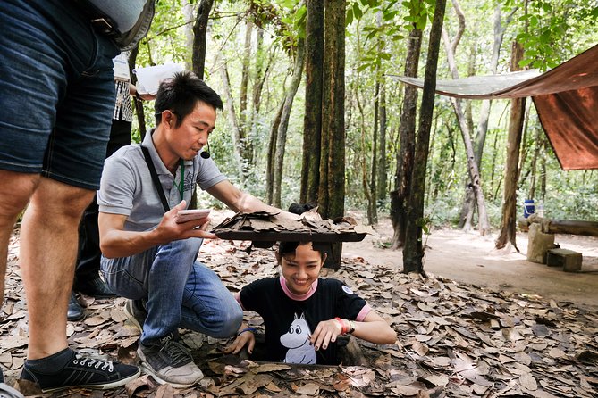 Premium Cu Chi Tunnels Tour with Local Expert - Early vs late morning: crowd control and heat management