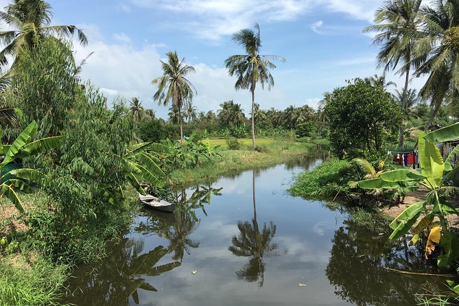 Private Authentic Mekong River Full Day Trip - Non Touristic Mekong delta - Mekong boat trip and sampan cruise: seeing the river at two speeds