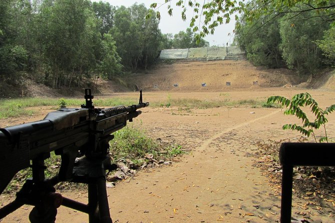 Private Cu Chi - Ben Duoc Tunnels & Liberated Area (Day Trip) - The guides: where this tour earns its near-perfect scores