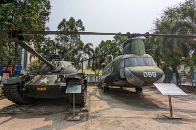 Private Ho Chi Minh City Tour By Car | Saigon Adventure - Your 4-hour route: from French facades to war memory and temple quiet