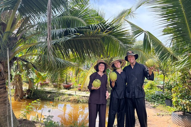 PRIVATE Mekong Delta 1 Day with Kayaking, Biking & Cooking - Car-to-cruise-to-paddling: seeing the Delta the way locals actually live on the water