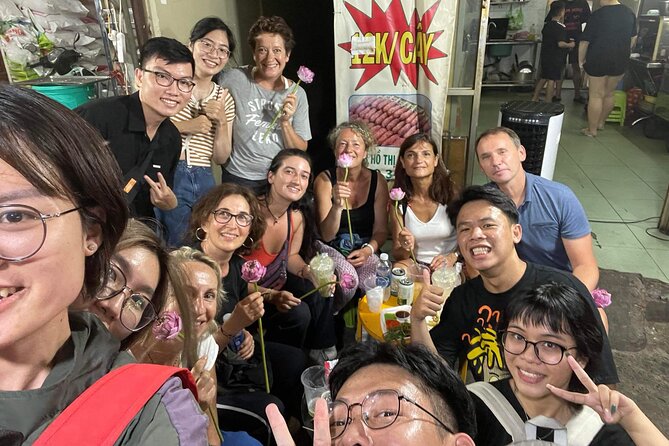 Private Street Food Tour by Motorbike in Ho Chi Minh City - Stop 4: Ho Thi Ky Flower Market for old Saigon texture