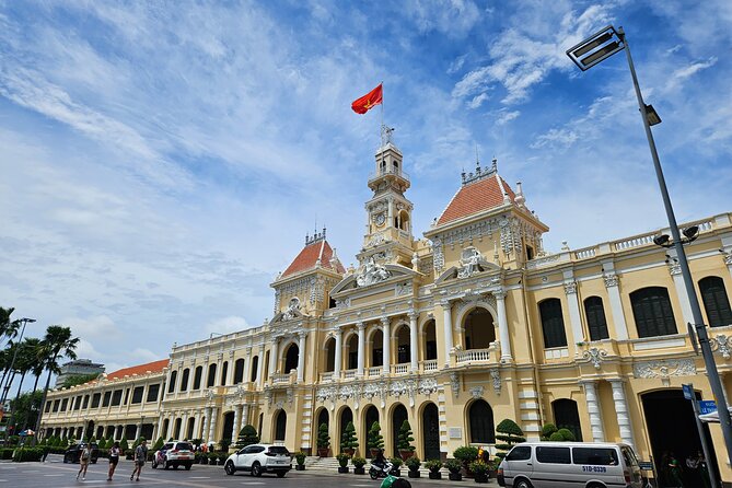 Private Walking Half Day Tour in Ho Chi Minh City - Walking Nguyen Hue Avenue to the Saigon Opera House